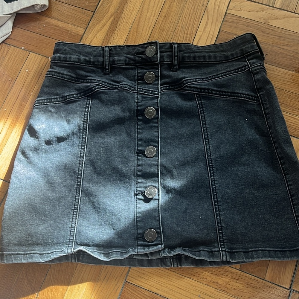 Forever 21 dark gray denim skirt